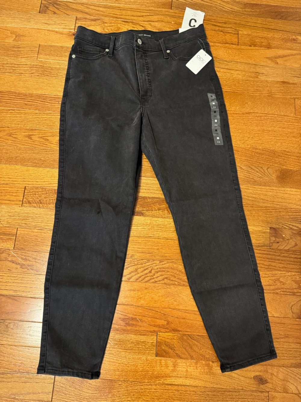 Women’s Lucky Brand NWT Black Skinny Jeans Size 5A W33-35